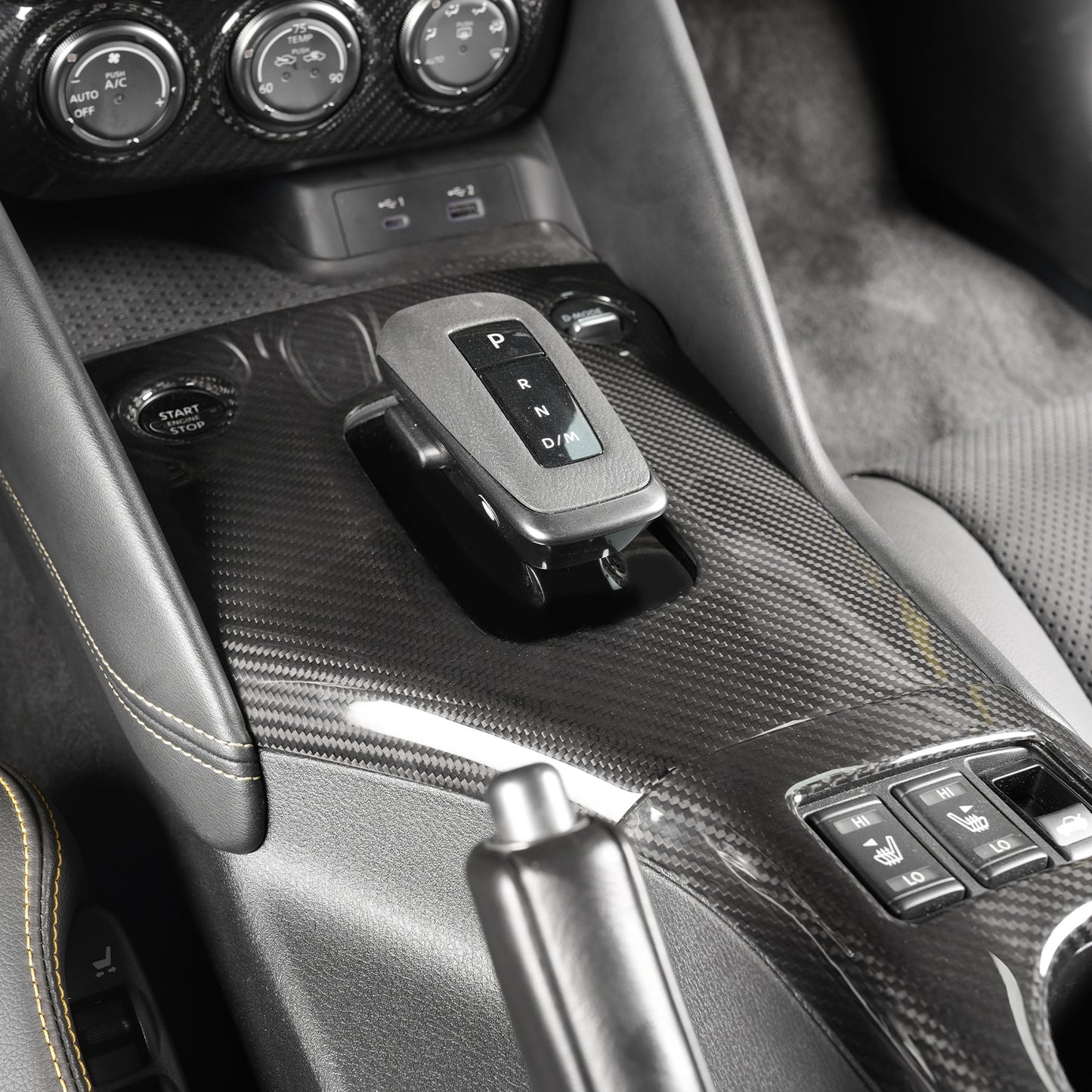 CREATE CARBON Dry Carbon Fiber Shifter Cover for Nissan Z RZ34 2023+